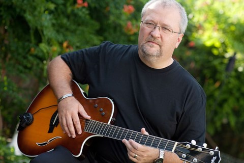 Guitarist Robert Luterek Guitarist Robert Luterek